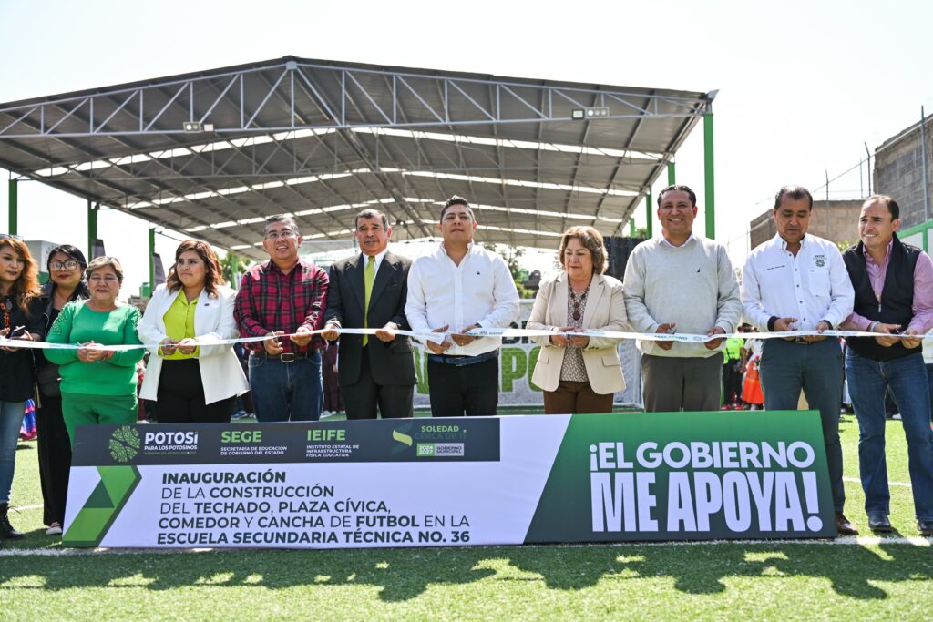 Dignifica Gallardo la secundaria técnica No. 36 de la Unidad Habitacional Pavón