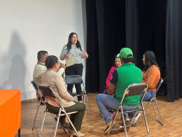 Capacitan a docentes para resolver conflictos de forma pacífica en ...