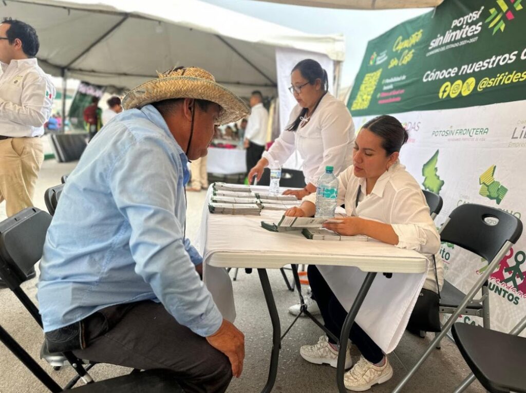 Afirma Sifide que ha dado apoyo a 200 mil emprendedores de SLP