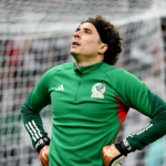 Ochoa jugaría su sexta Copa del Mundo y diría adiós al futbol