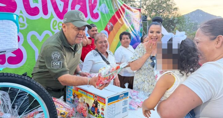 La Guardia Civil repartió juguetes a niñas y niños de Zaragoza