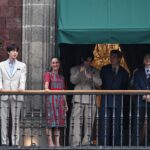 Sheinbaum recibe a BTS en Palacio Nacional y fans se vuelven locos en el Zócalo