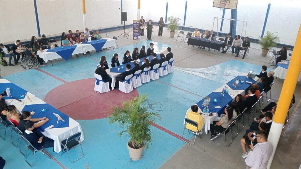 Preparatoria Ponciano Arriaga celebró ‘Café Literario’ para fomentar la lectura
