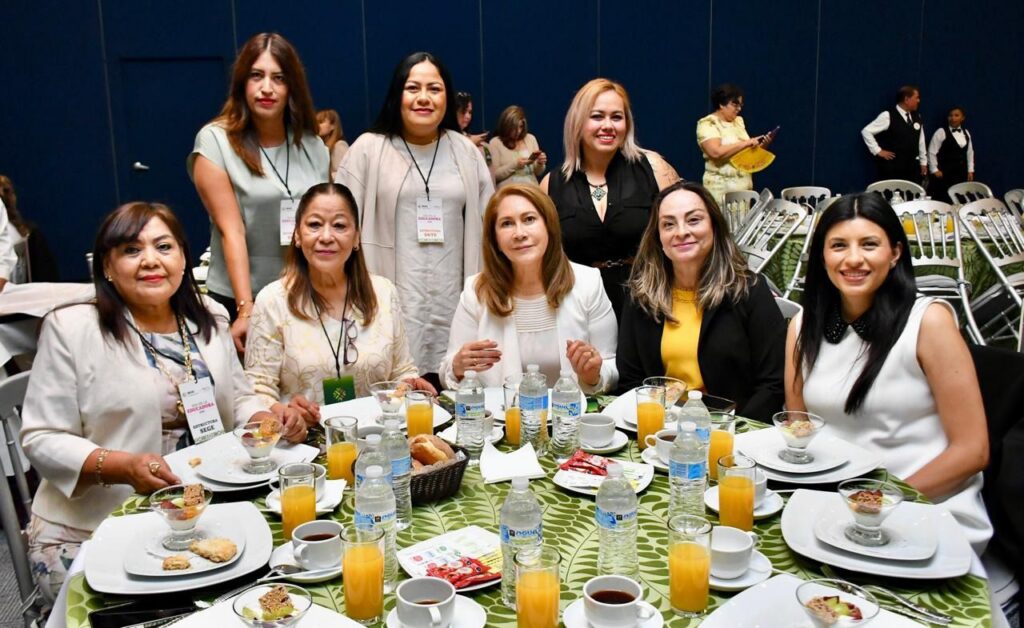 Federalización de la nómina beneficia a 3,577 docentes de telesecundaria en SLP