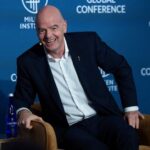 Si alguien paga 2 mdd (para la final del Mundial), yo le llevo hot dog y refresco: Infantino
