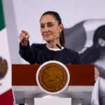 Con Claudia Sheinbaum y con México