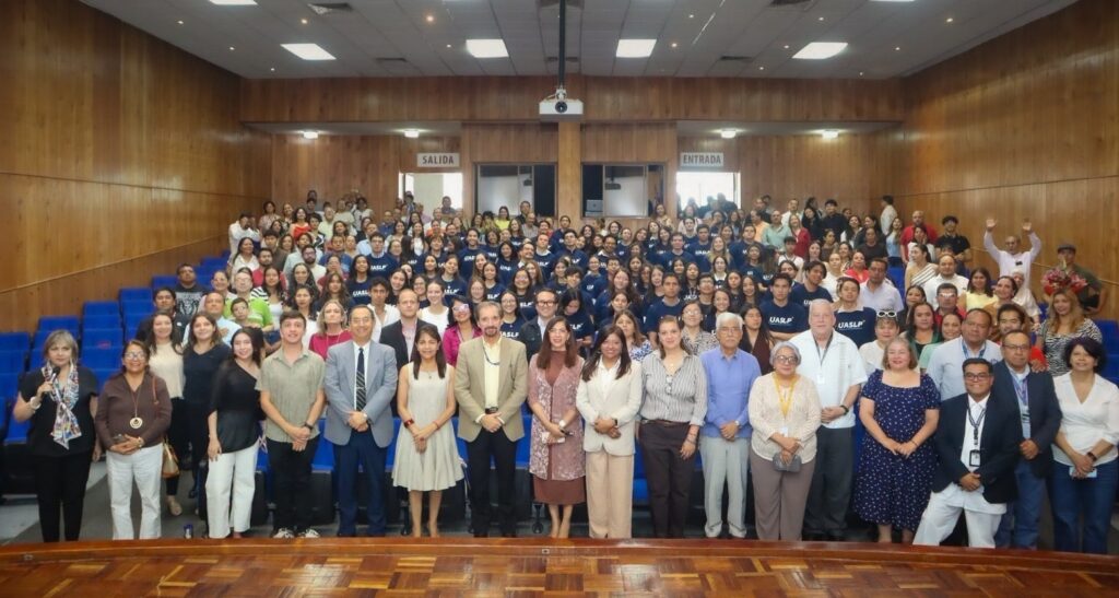 Van 89 estudiantes de la UASLP a estancias académicas en el extranjero