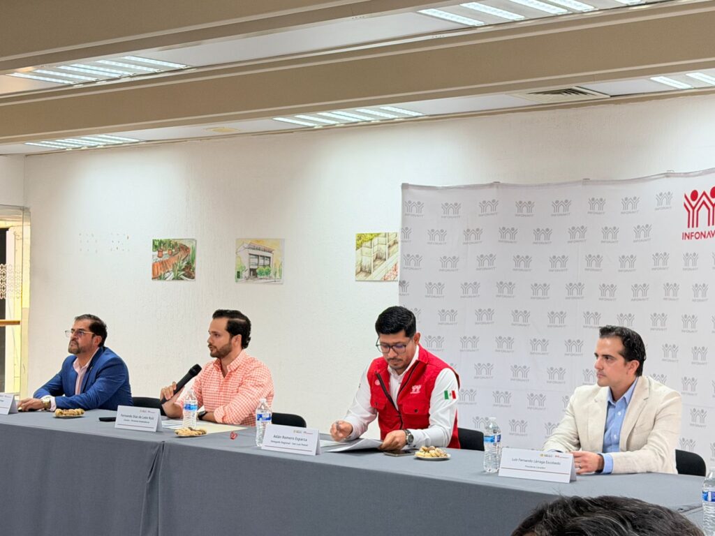 Inrevis sostiene reunión con Infonavit en materia de vivienda