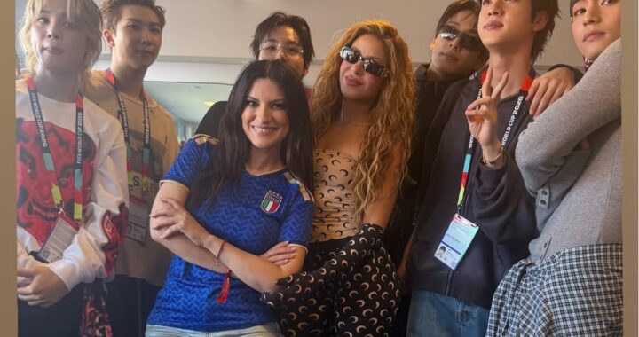 Laura Pausini sorprende con foto junto a BTS y Shakira tras la final del Mundial