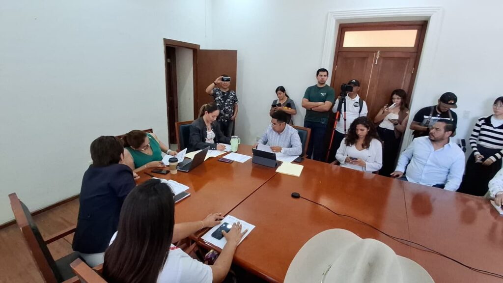 Comisión de Justicia aprueba derogar la ‘Ley Serrano’; Pleno del Congreso decidirá el 30 de julio