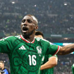 FIFA coloca a Julián Quiñones entre los 10 mejores jugadores del Mundial 2026