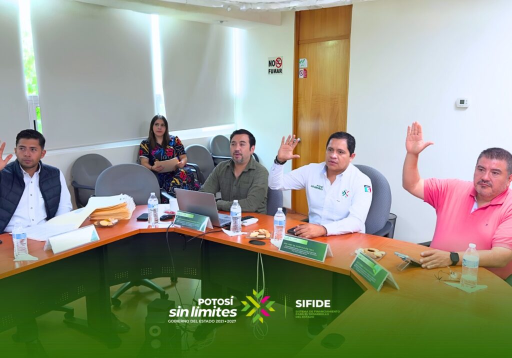 Sifide autoriza becas Crédito por 750 mil pesos a estudiantes