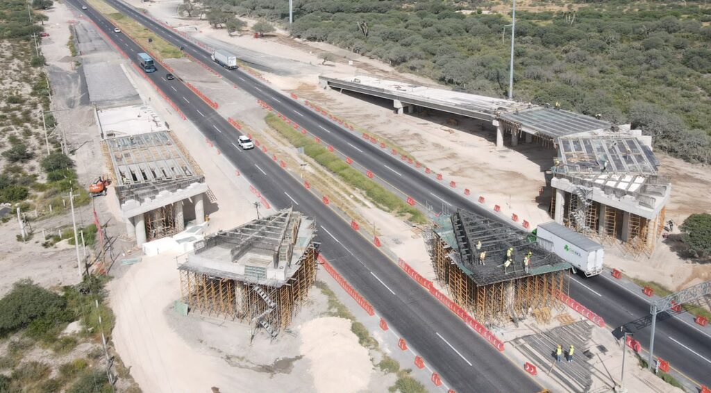 Nueva autopista San Luis–Matehuala avanza; entronques estarán listos en noviembre