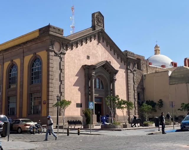 Biblioteca Pública de la UASLP abre cursos gratuitos de inclusión, tecnología y literatura