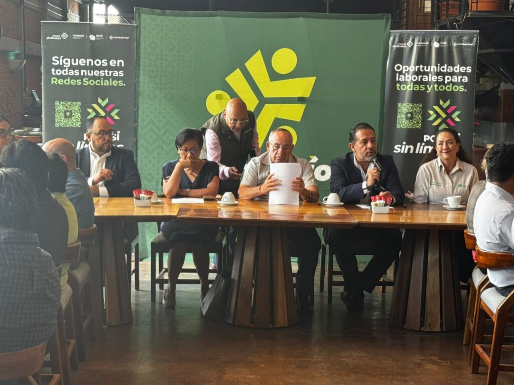 Analizan estrategias para incorporar a más jóvenes al trabajo