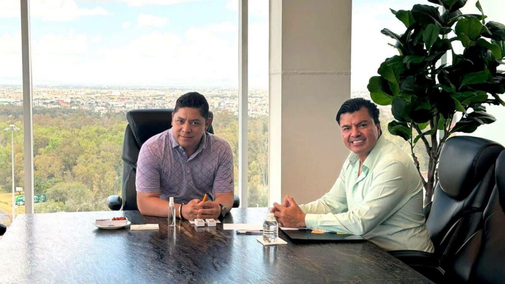 Gallardo e Inrevis revisan acciones para regularizar viviendas y dar seguridad patrimonial en el estado
