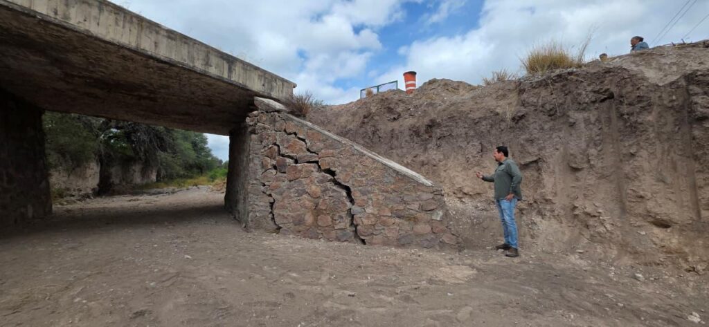 Repararán puente de carretera a Villa de Arista; beneficiará a 17 mil habitantes