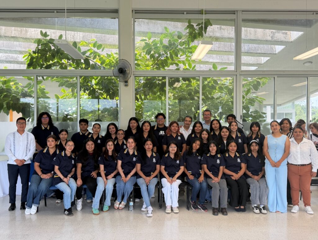 Primera generación de Psicología de la UASLP en Tamazunchale inicia prácticas profesionales