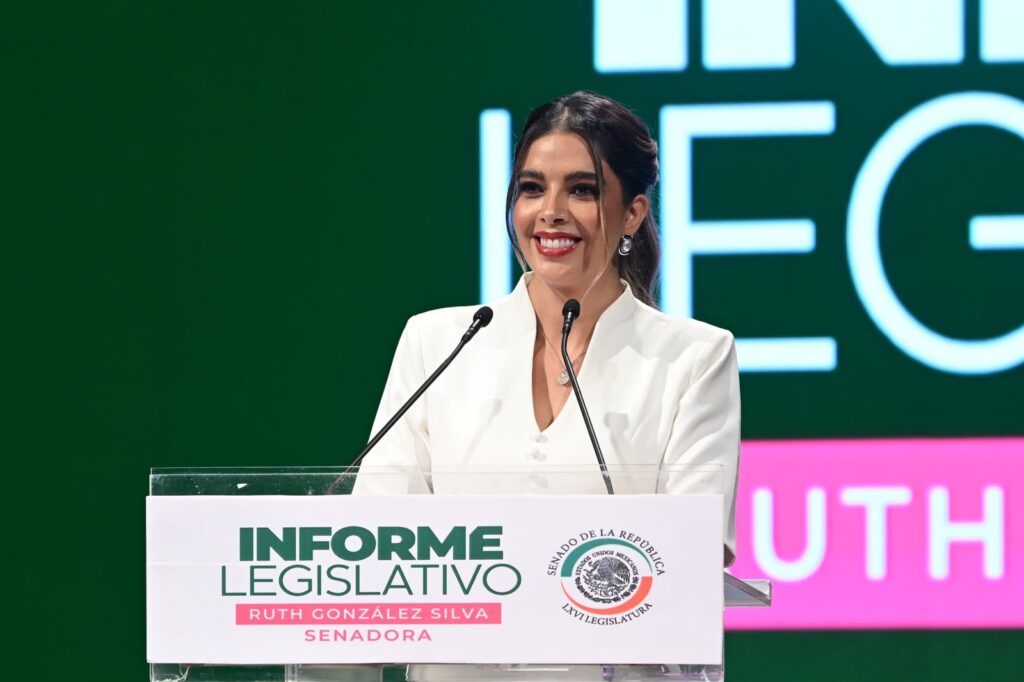 Ruth González suma 134 iniciativas en dos años; Gallardo la acompaña en su Informe