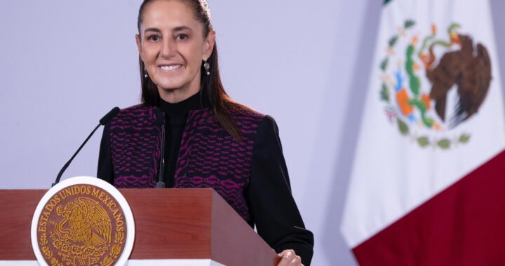 México registra 400 mil estudiantes más en preparatorias respecto a 2025: Sheinbaum
