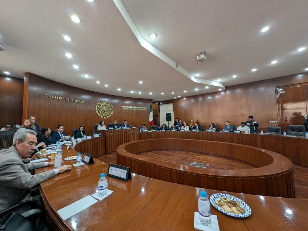 SCT reporta sanciones a taxistas y busca ordenar el transporte público